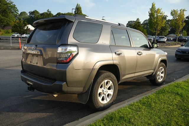 Used 2023 Toyota 4Runner SR5 Premium w/ Moonroof Package RWD image 7