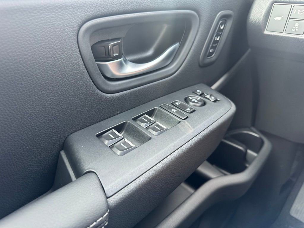 New 2025 Honda Pilot Elite image 13