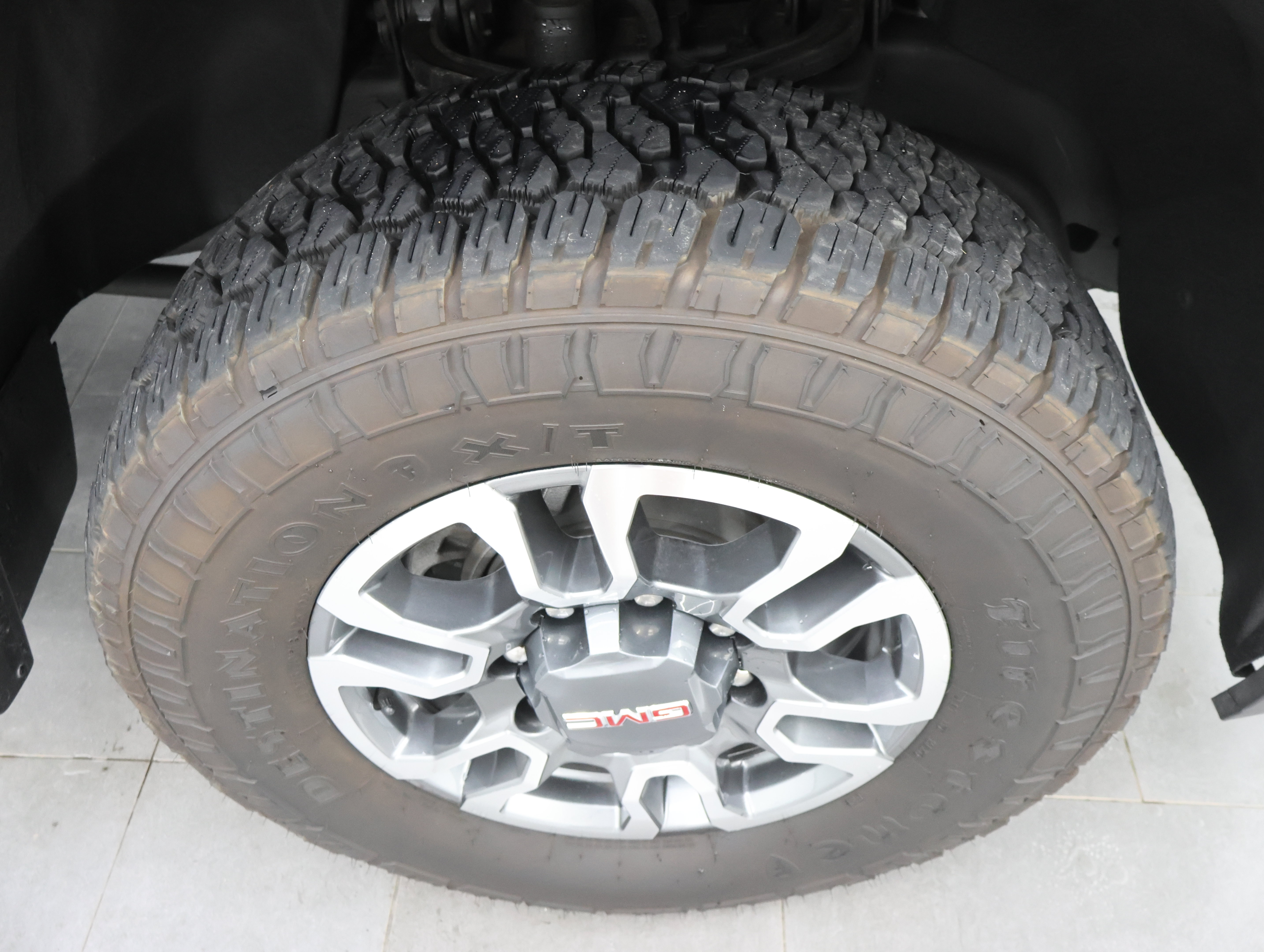 Used 2023 GMC Sierra 2500 SLE AWD/4WD image 3