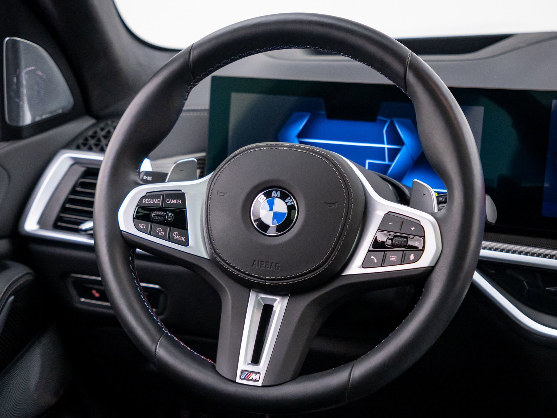 Used 2025 BMW X7 M60i AWD/4WD image 11