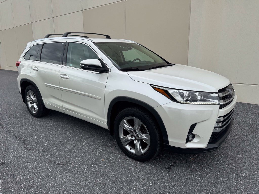 Used 2018 Toyota Highlander Limited AWD/4WD image 13