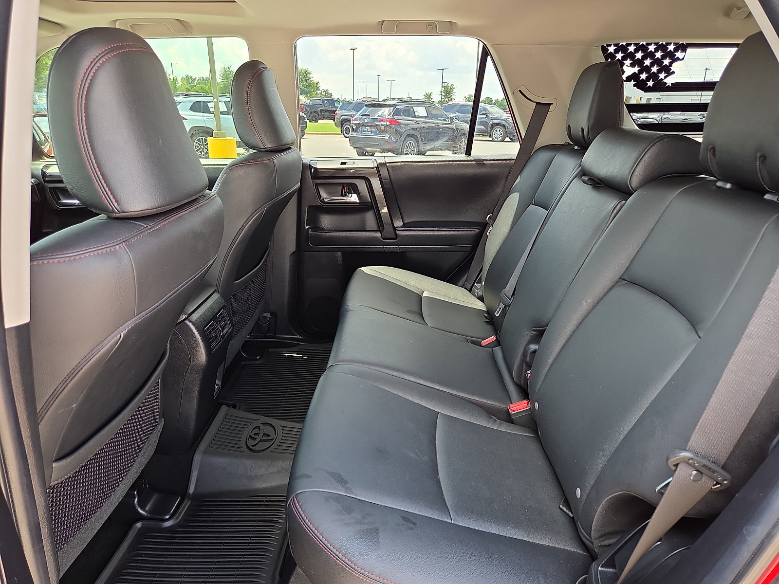 Used 2022 Toyota 4Runner TRD Off-Road Premium w/ Moonroof Package AWD/4WD image 10