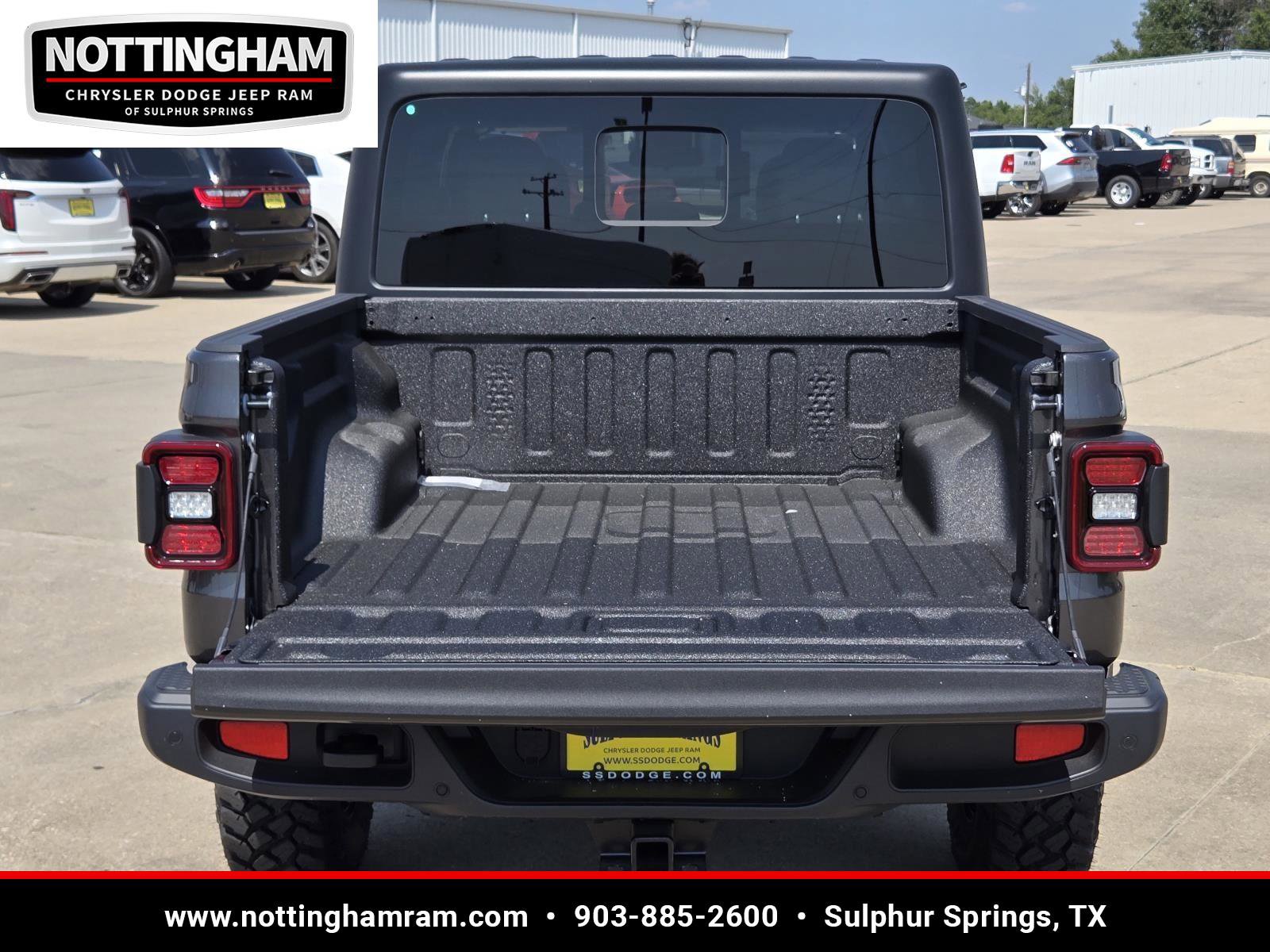 New 2025 Jeep Gladiator Willys image 5