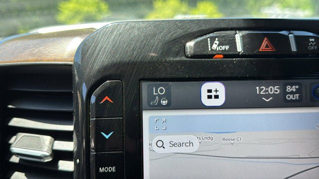 Used 2024 RAM 2500 Laramie w/ Safety Group AWD/4WD image 21