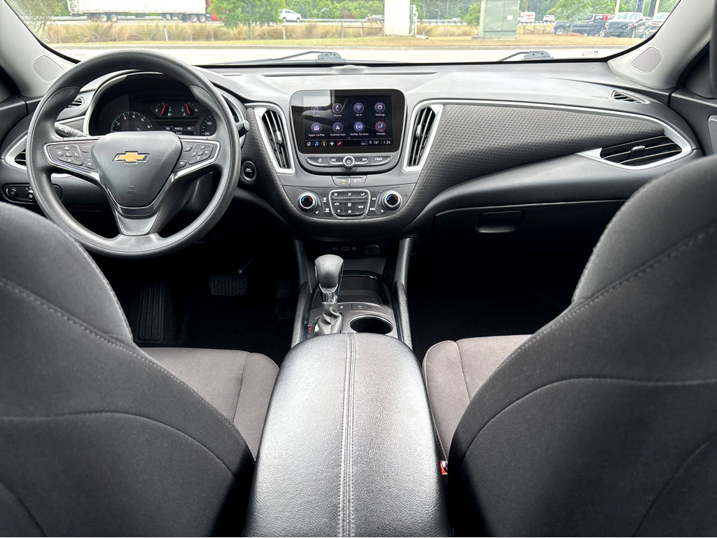 Used 2024 Chevrolet Malibu LT FWD image 4