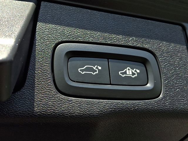 Used 2022 Volvo XC60 B5 Inscription w/ Advanced Package AWD/4WD image 36