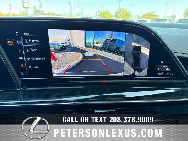 Used 2021 Cadillac Escalade ESV Premium Luxury w/ Driver Assist Tech Package AWD/4WD image 18