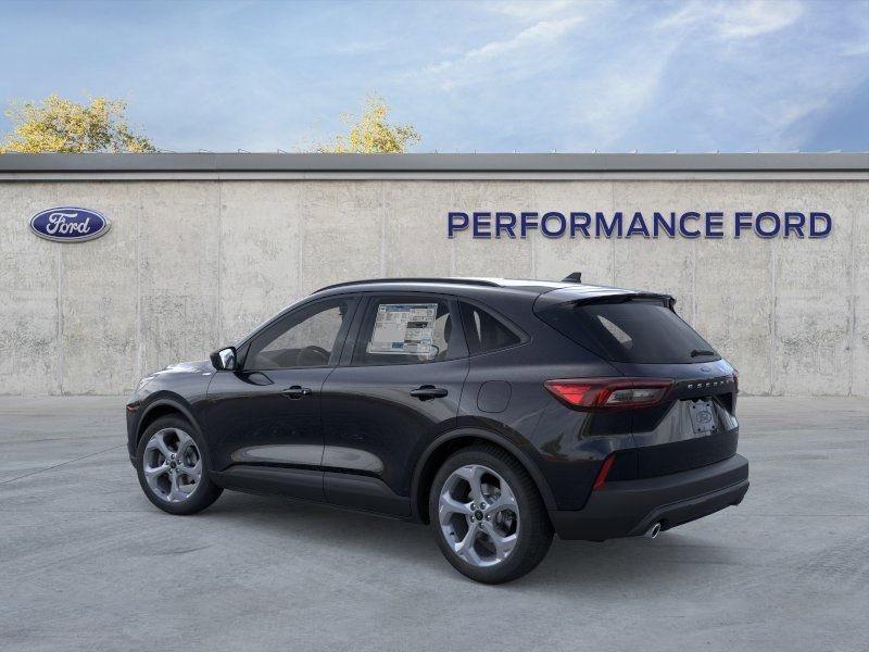 New 2025 Ford Escape ST-Line w/ Equipment Group 301A FWD image 4