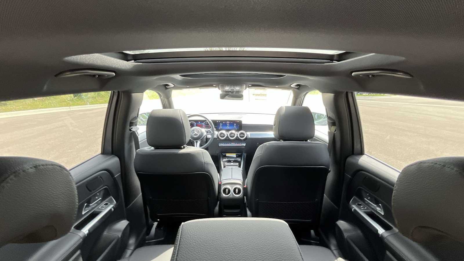 New 2026 Mercedes-Benz GLB 250 4MATIC image 13
