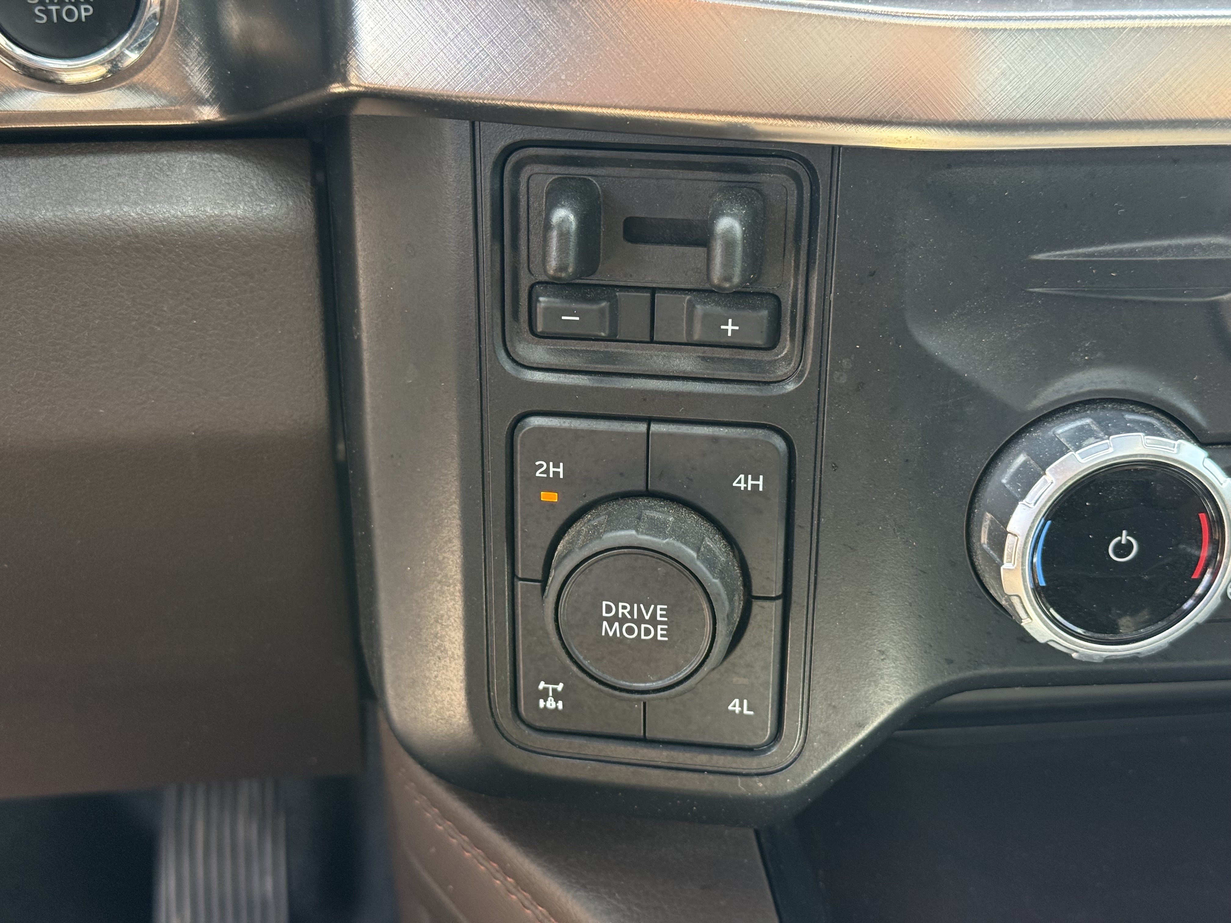 Used 2024 Ford F250 King Ranch w/ FX4 Off-Road Package AWD/4WD image 24
