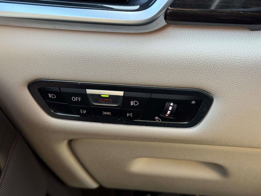 Used 2019 BMW X5 xDrive40i w/ Premium Package 2 image 23