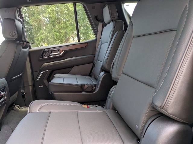 New 2026 GMC Yukon Denali w/ Denali Reserve Package RWD image 17