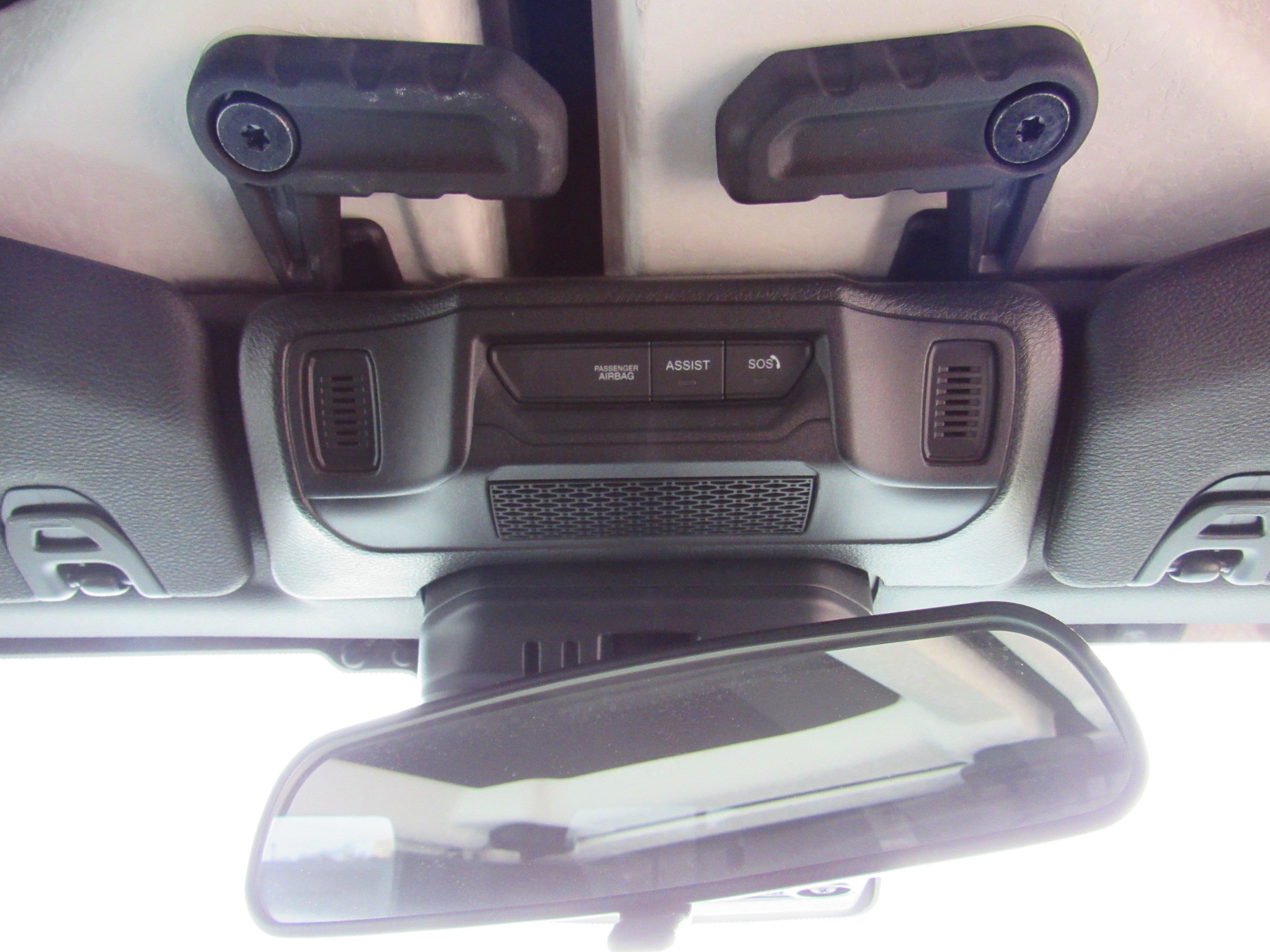 Used 2024 Jeep Wrangler Sahara w/ Safety Group image 32