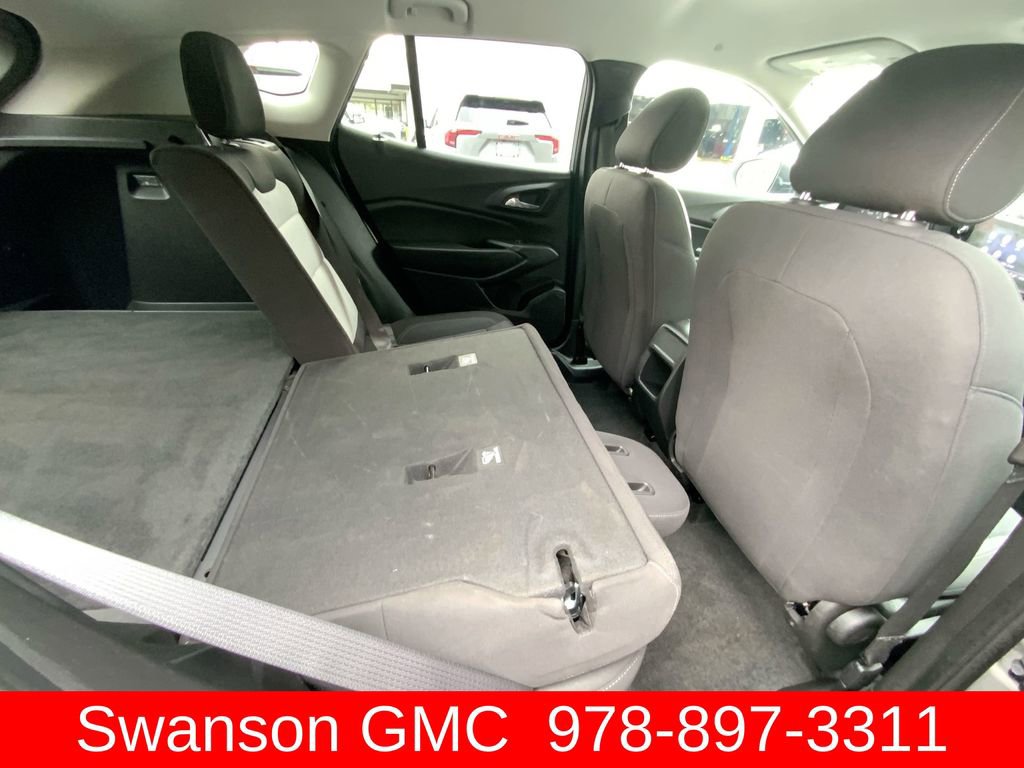 Used 2024 Chevrolet Trax LS w/ Driver Confidence Package image 31