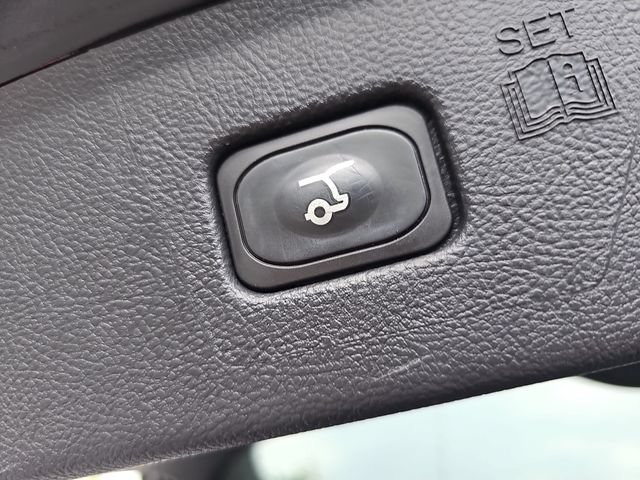 Certified 2023 Ford Edge Titanium AWD/4WD image 13