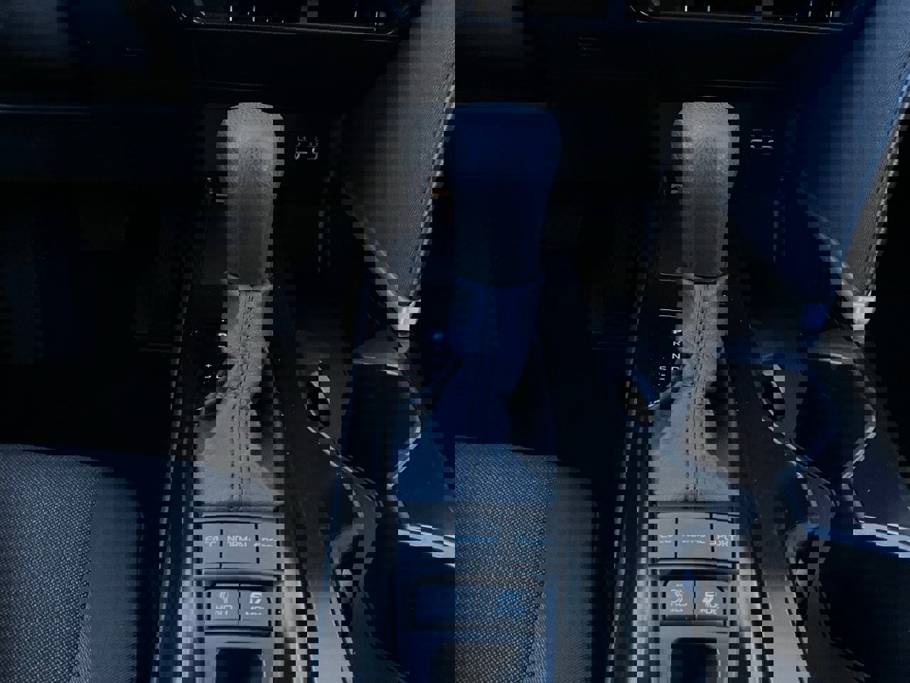 Used 2025 Toyota Camry LE image 23