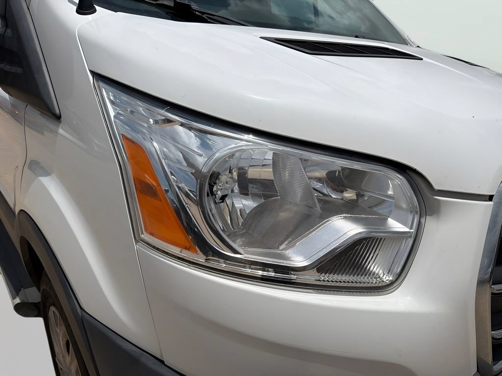 Used 2020 Ford Transit 250 Low Roof w/ Exterior Upgrade Package RWD image 33