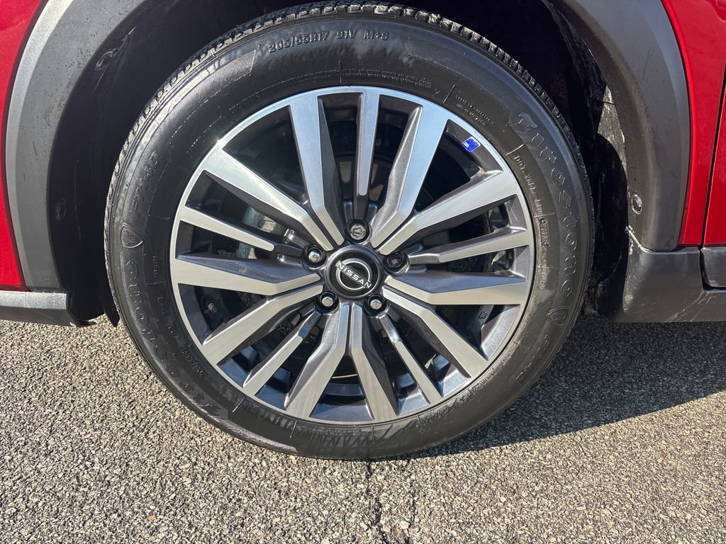 Used 2023 Nissan Kicks SV image 31