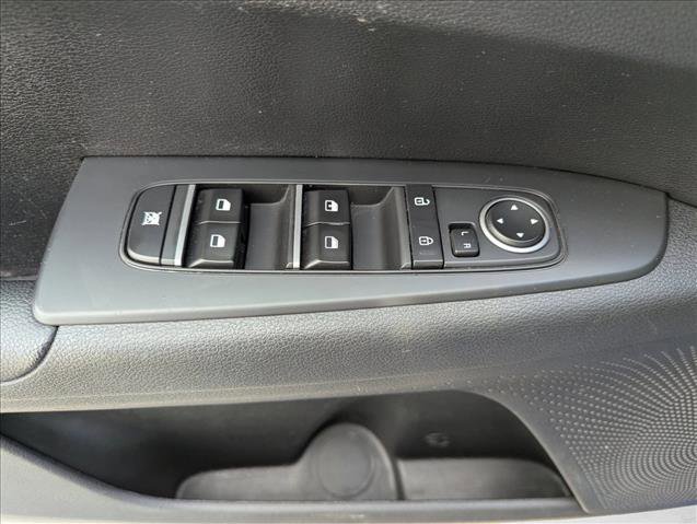 Used 2024 Kia Forte LXS image 10