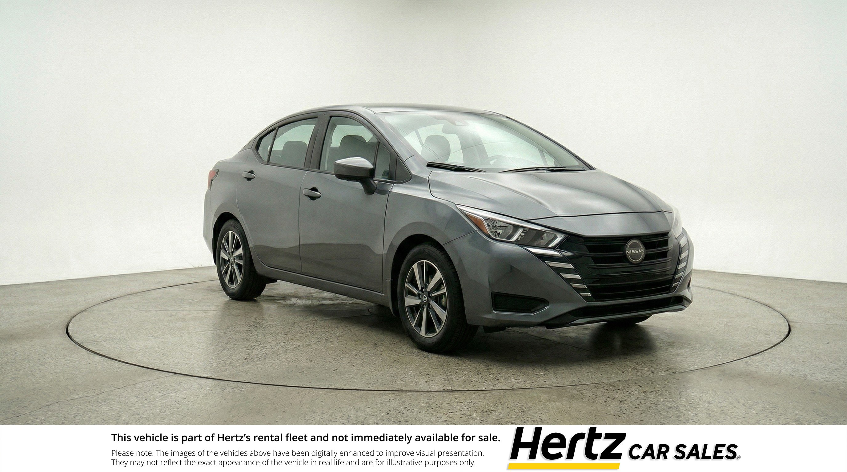 Used 2025 Nissan Versa SV image 1