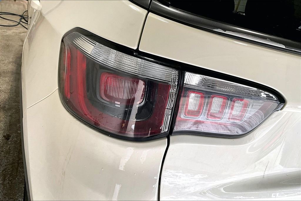 Used 2018 Jeep Compass Trailhawk w/ Navigation Group image 23