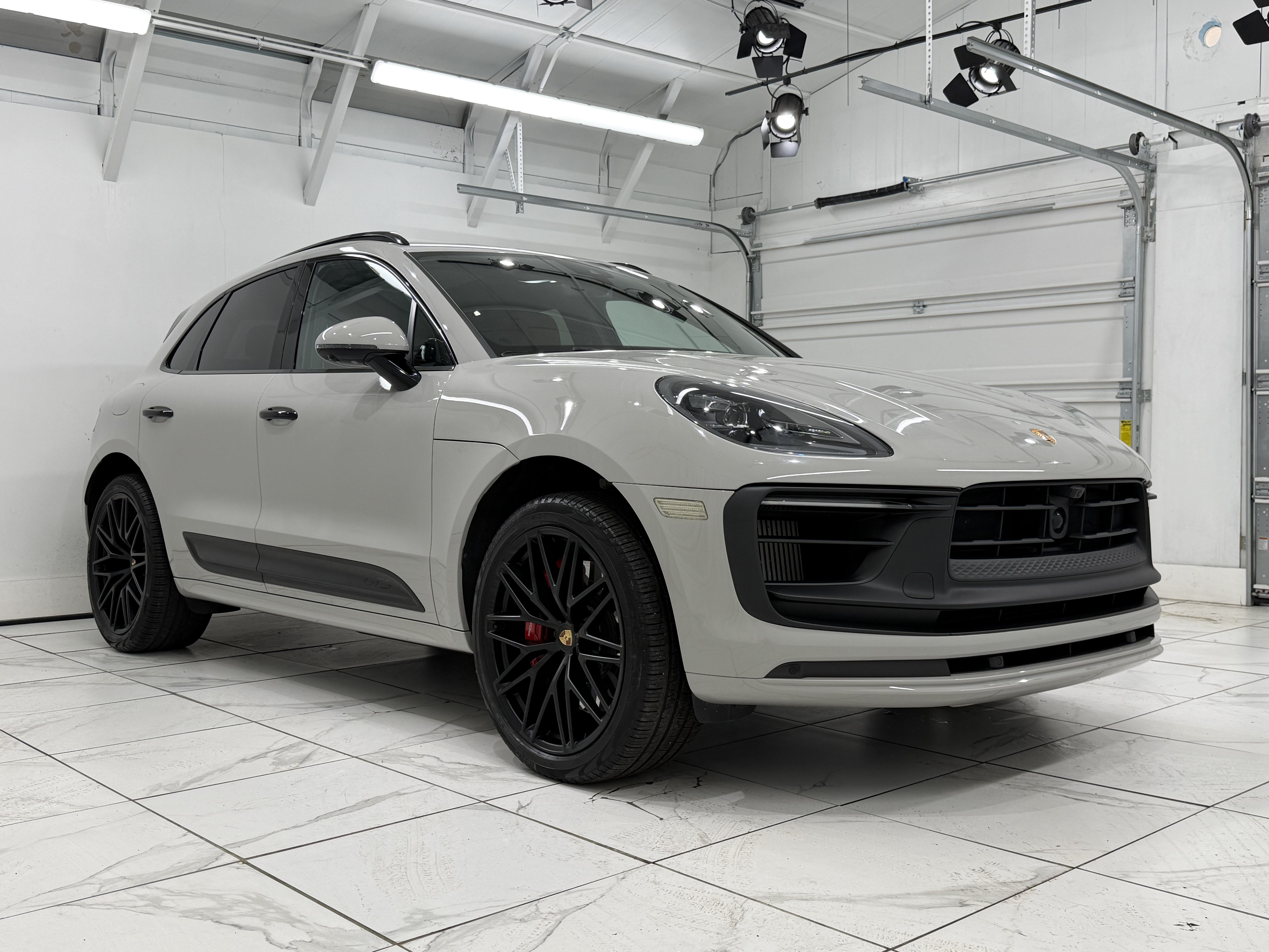 Certified 2023 Porsche Macan GTS AWD/4WD image 10