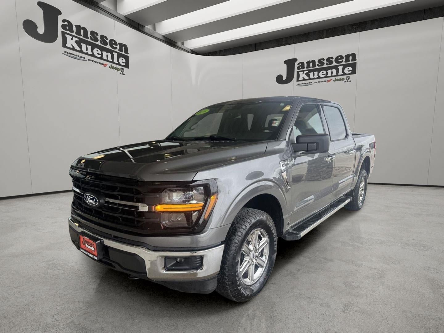 Used 2025 Ford F150 XLT w/ Equipment Group 301A Standard AWD/4WD image 5