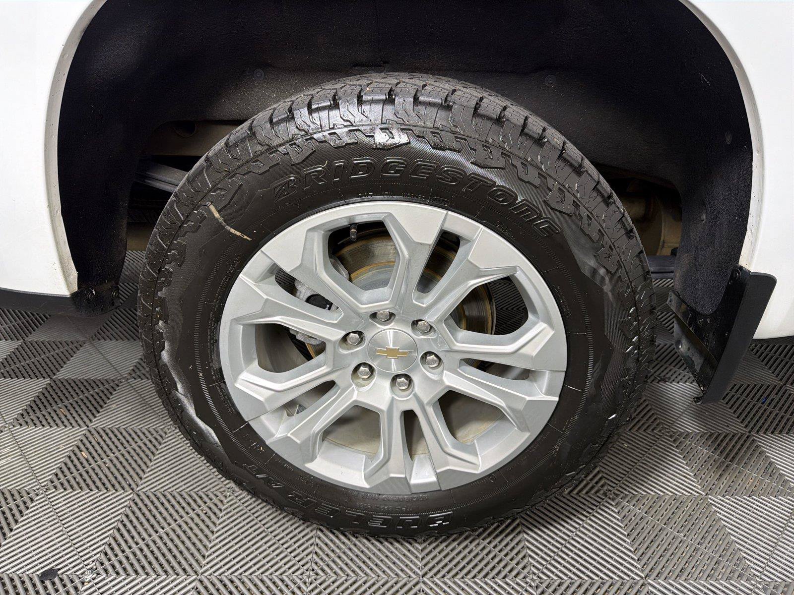 Used 2024 Chevrolet Silverado 1500 LTZ w/ Technology Package AWD/4WD image 15