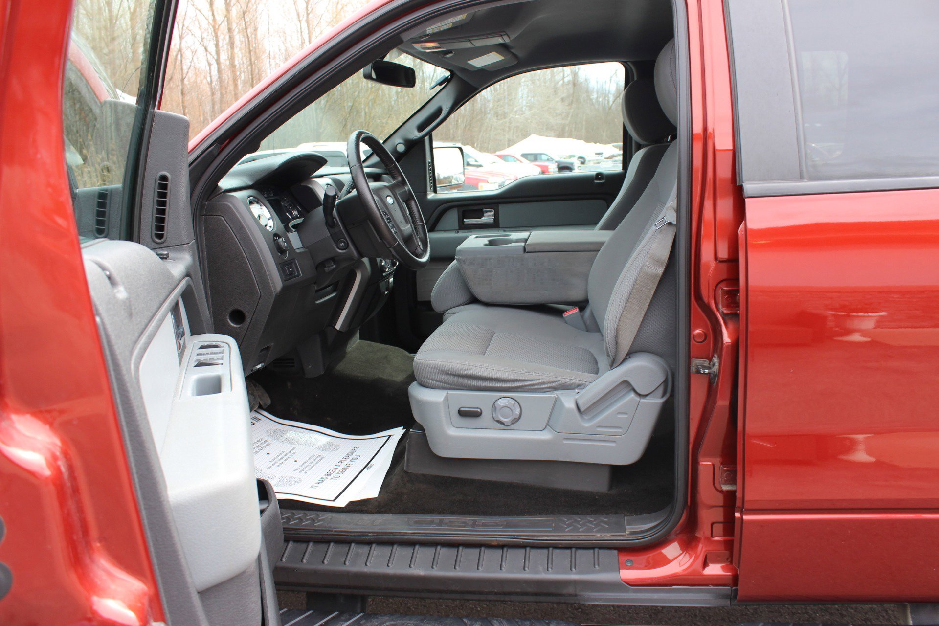 Used 2014 Ford F150 XLT w/ Equipment Group 302A Luxury image 16