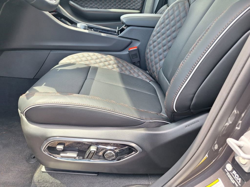 New 2025 Jeep Grand Cherokee L Summit image 14