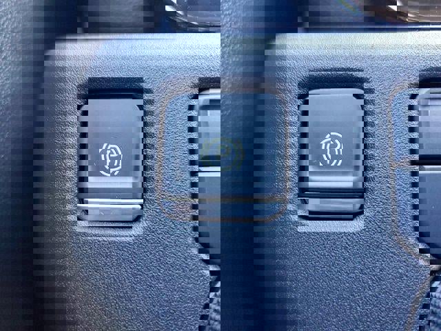 Used 2023 Chevrolet Silverado 1500 LT w/ Protection Package image 31