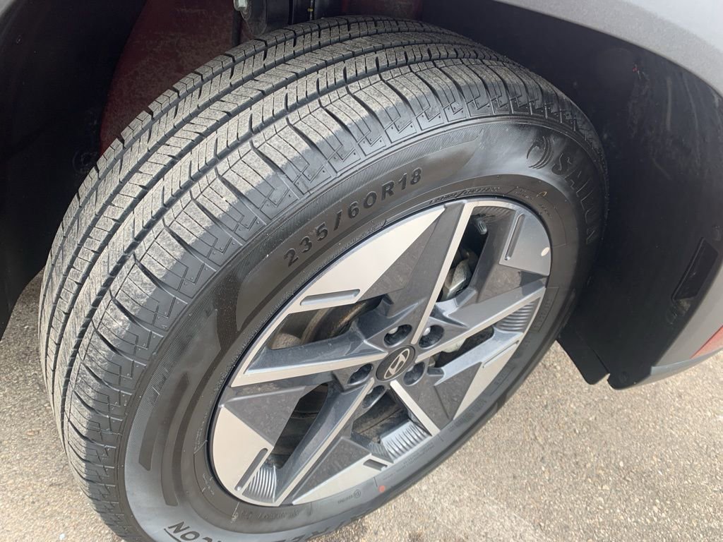 Certified 2025 Hyundai Tucson SEL image 40