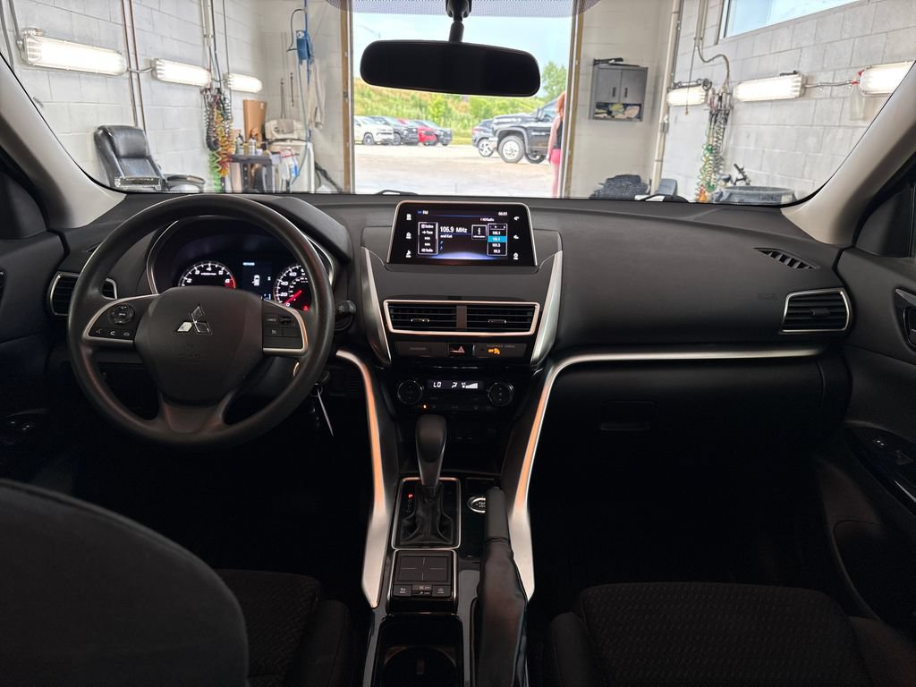 Used 2019 Mitsubishi Eclipse Cross LE AWD/4WD image 15