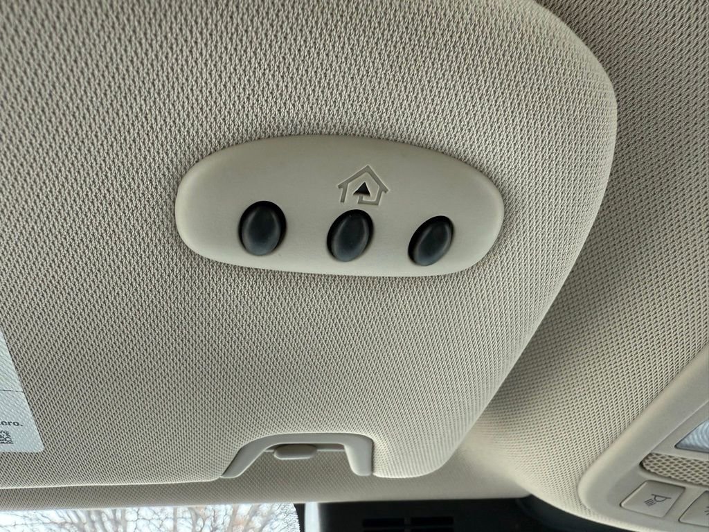 Used 2023 Lincoln Nautilus Reserve w/ Equipment Group 201A image 25