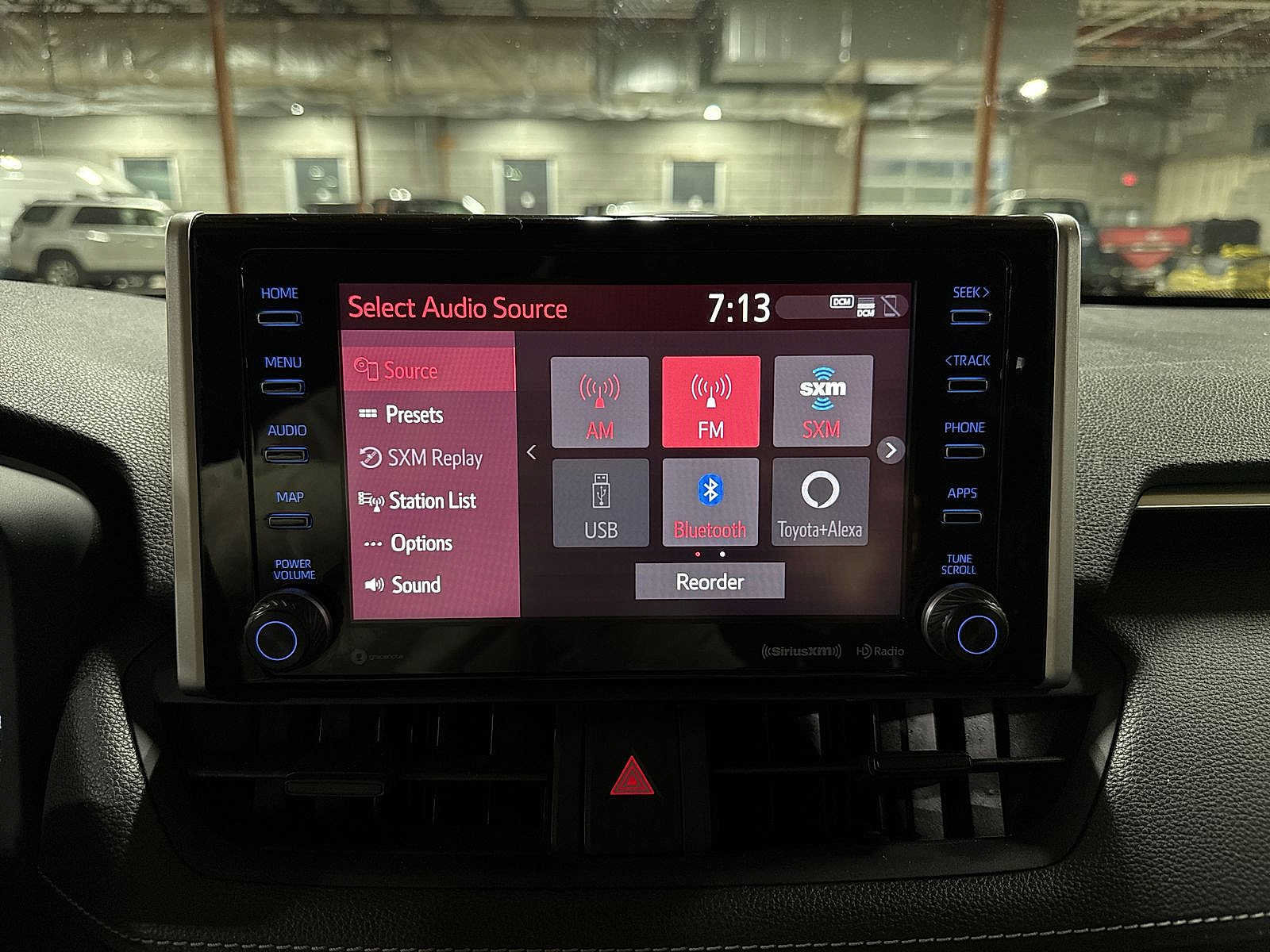 Used 2019 Toyota RAV4 XLE AWD/4WD image 19