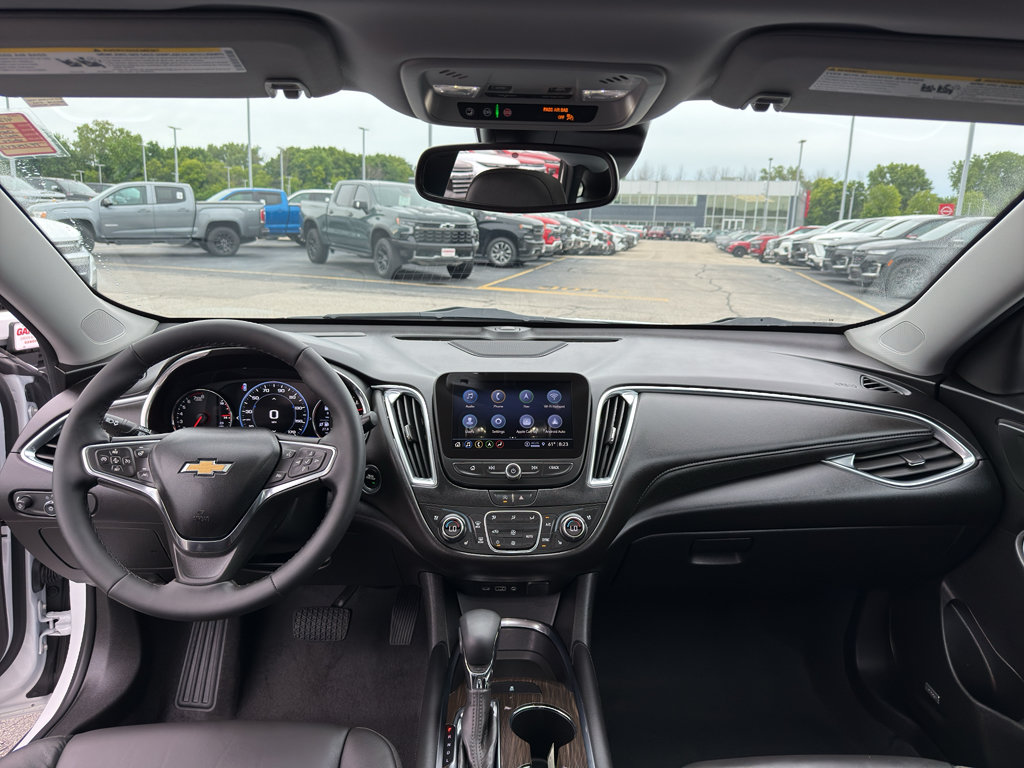 Used 2023 Chevrolet Malibu LT w/ Sport Edition FWD image 28