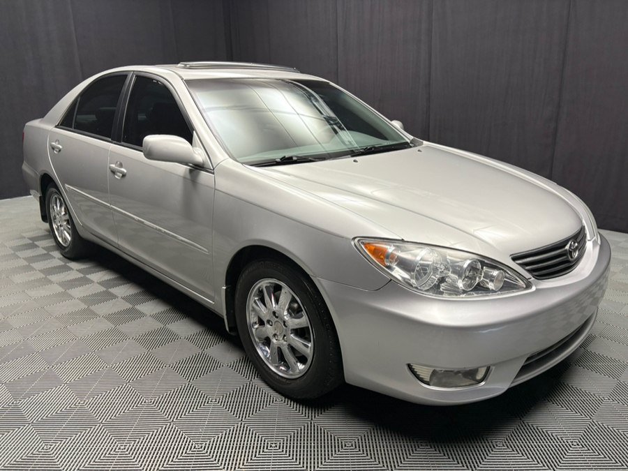 Used 2006 Toyota Camry XLE FWD Sedan 3.0L 6-Cyl image 7