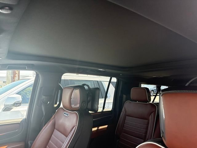 Used 2024 GMC Yukon XL Denali Ultimate AWD/4WD image 42