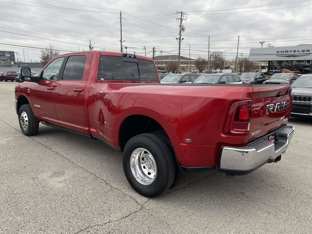 New 2026 RAM 3500 Laramie AWD/4WD image 4