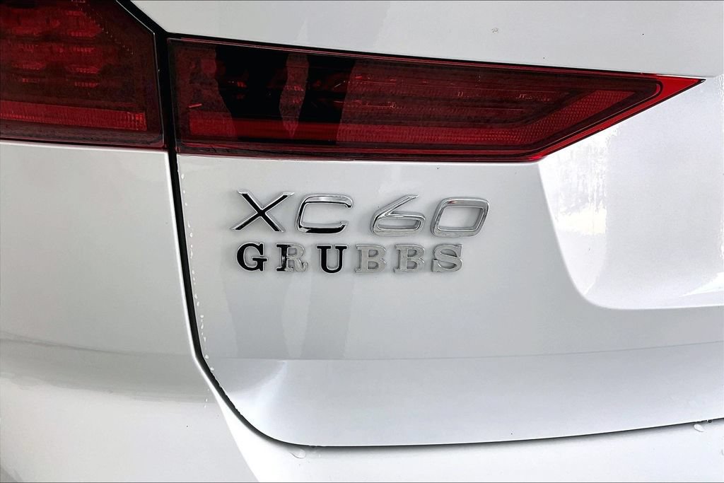 New 2026 Volvo XC60 B5 Core w/ Climate Package AWD/4WD image 31