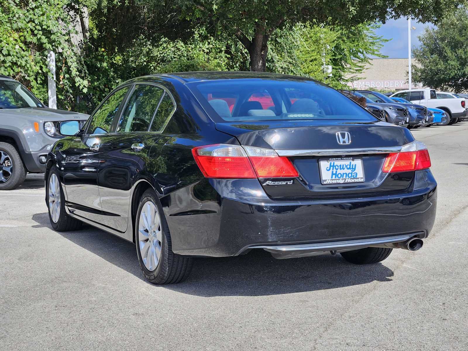 Used 2013 Honda Accord EX image 6