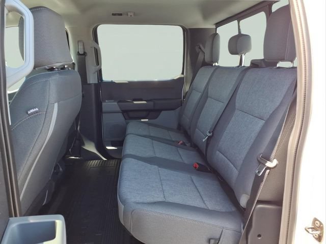 New 2026 Ford F250 XL w/ XL Off-Road Package AWD/4WD image 13