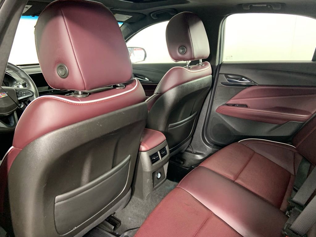 Used 2022 Cadillac CT4 V w/ Technology Package image 19