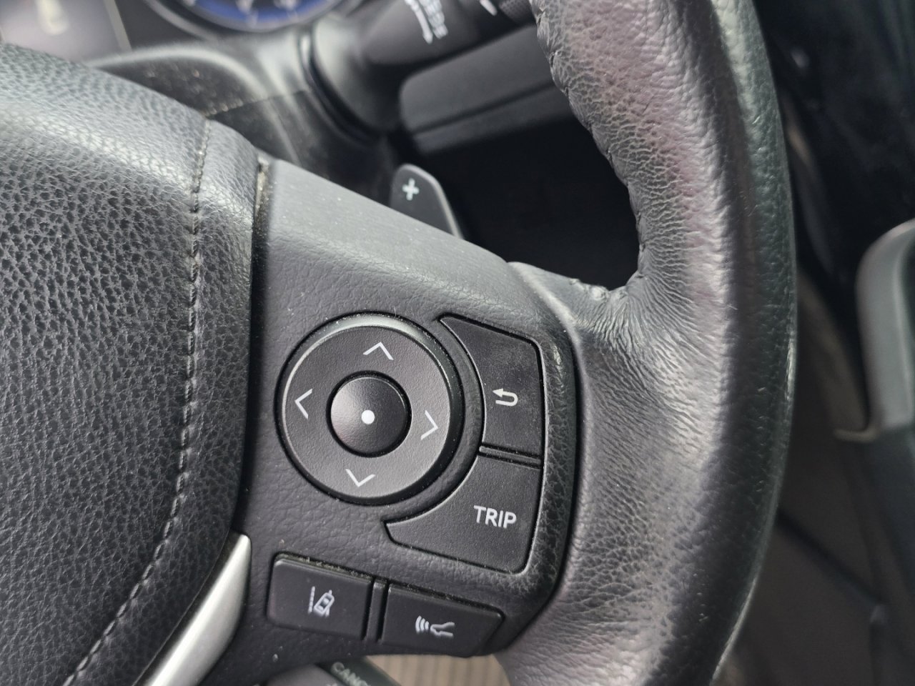 Used 2017 Toyota Corolla SE image 21