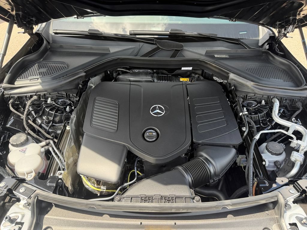 New 2026 Mercedes-Benz GLC 300 image 24