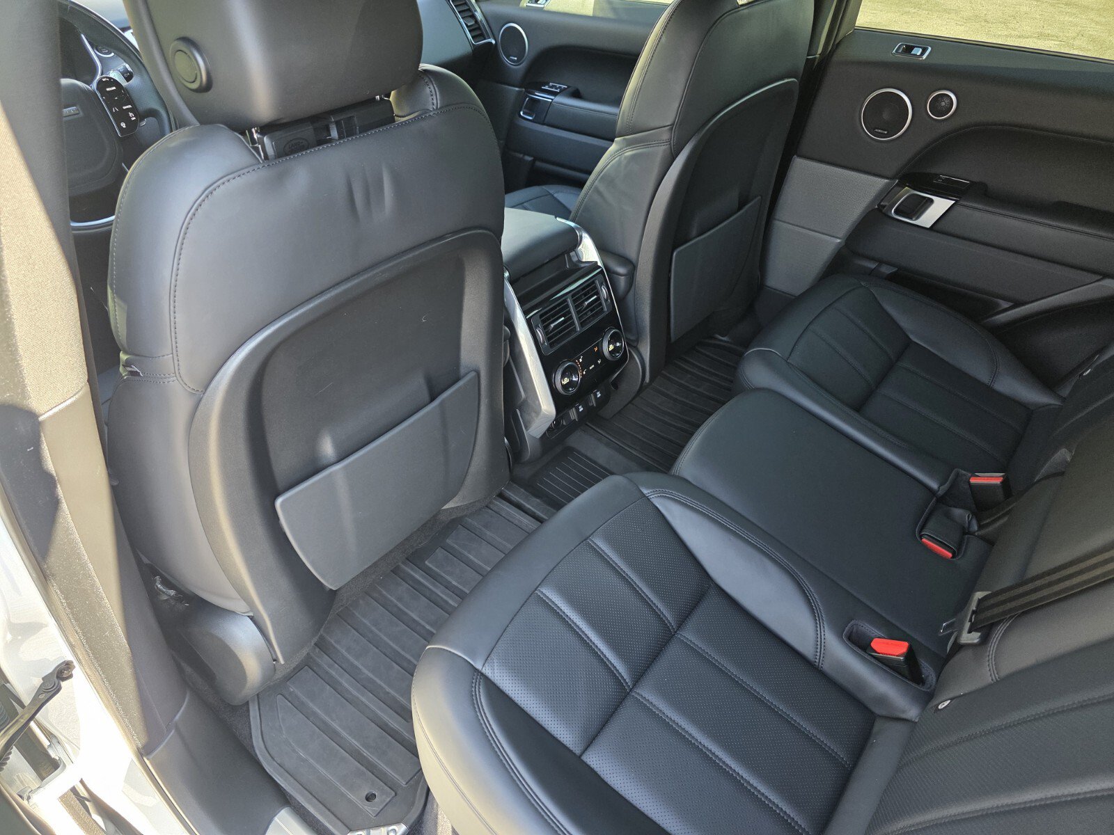 Used 2021 Land Rover Range Rover Sport HSE Silver Edition AWD/4WD image 15
