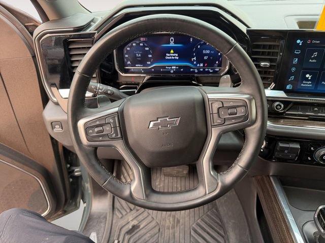 Used 2025 Chevrolet Silverado 1500 LT Trail Boss AWD/4WD image 11