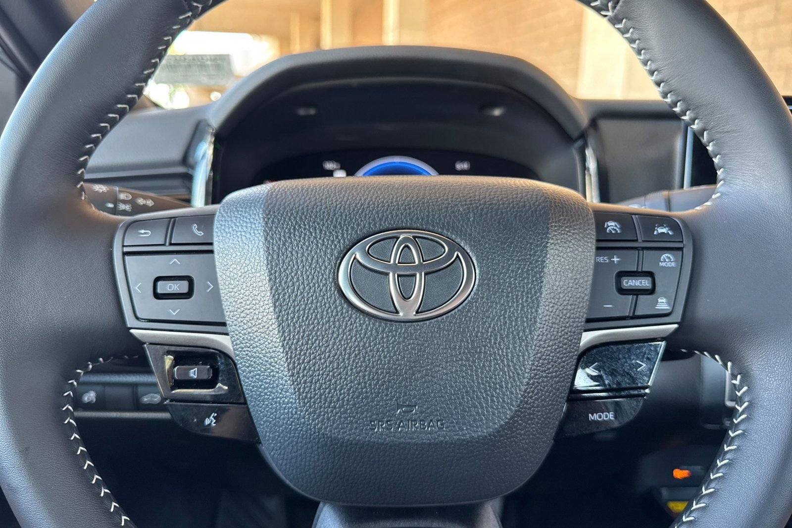 Used 2026 Toyota Camry SE FWD image 23