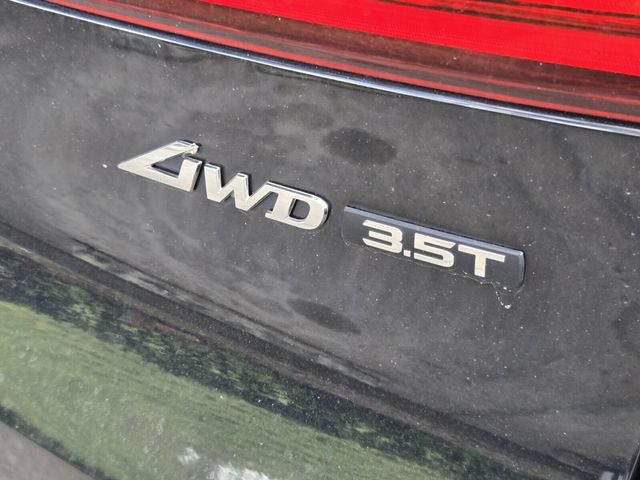 Used 2024 Genesis GV70 3.5T Sport w/ Sport Prestige Package AWD/4WD image 10