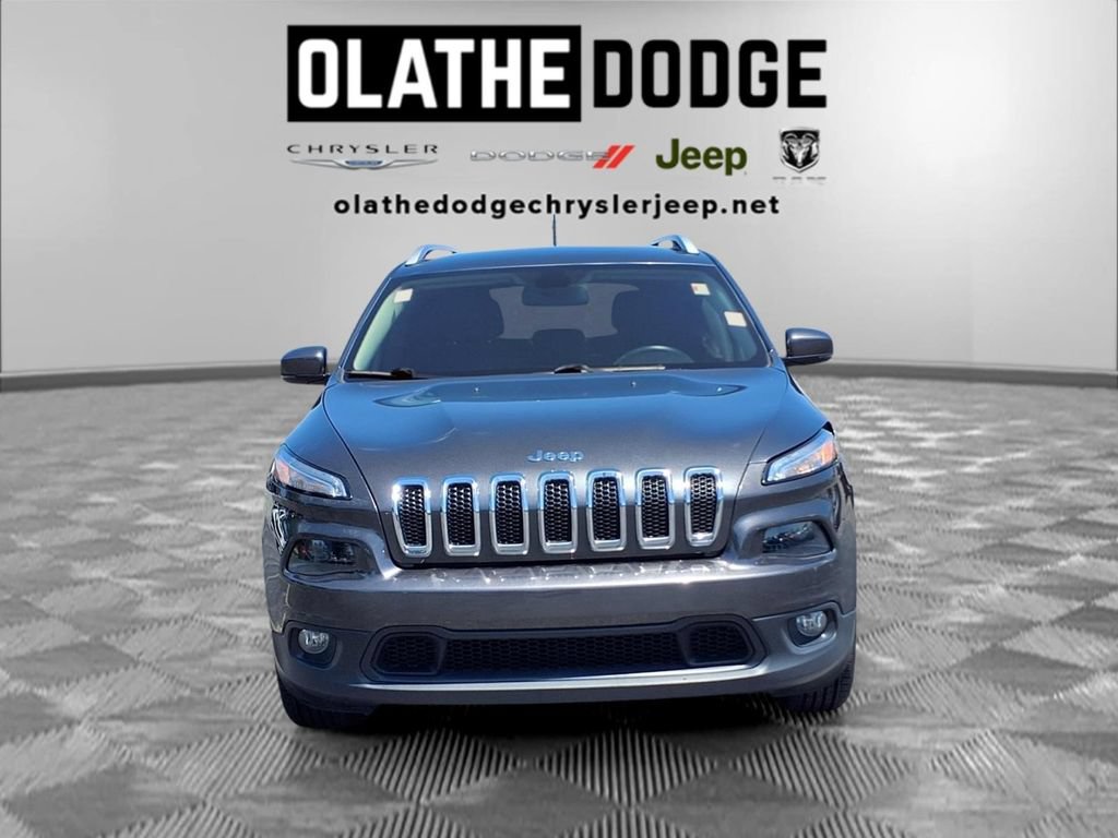 Used 2016 Jeep Cherokee Latitude w/ Safety/Convenience Group FWD image 29
